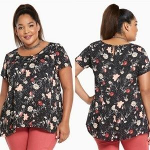 Torrid floral blouse